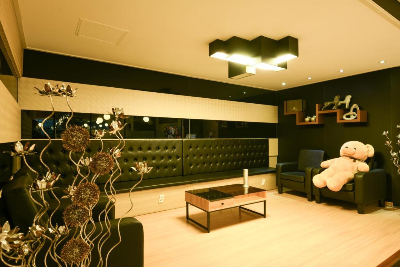 Jeju Airport Hotel Bagian luar foto
