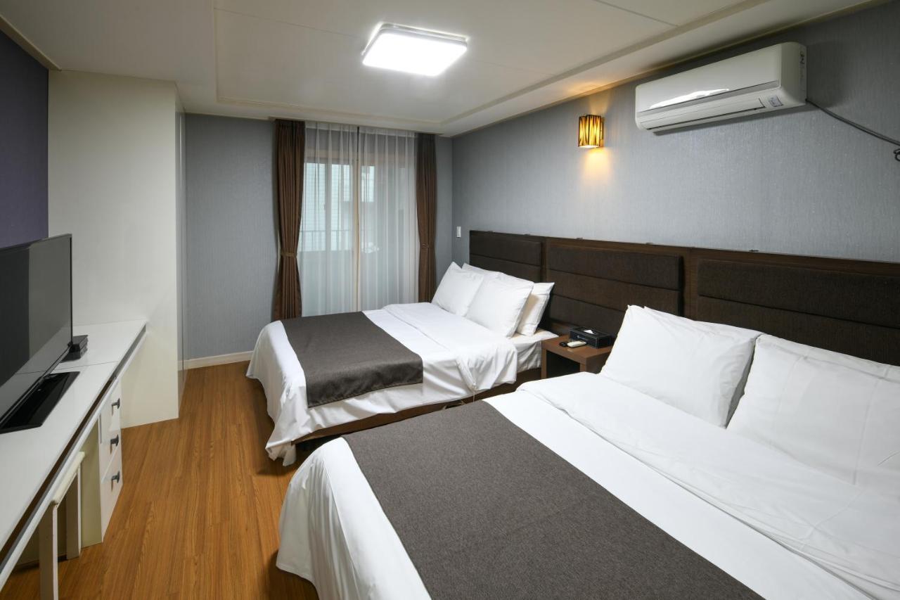 Jeju Airport Hotel Bagian luar foto