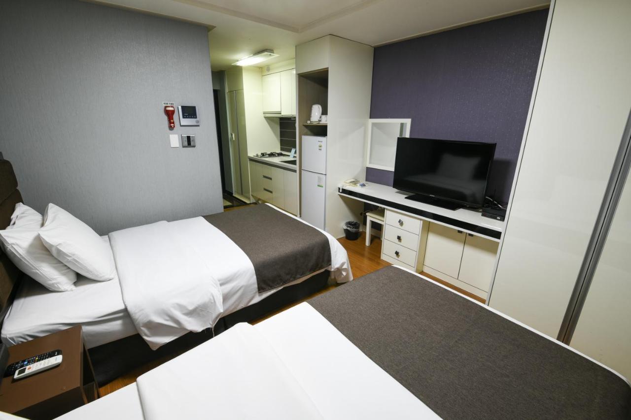 Jeju Airport Hotel Bagian luar foto
