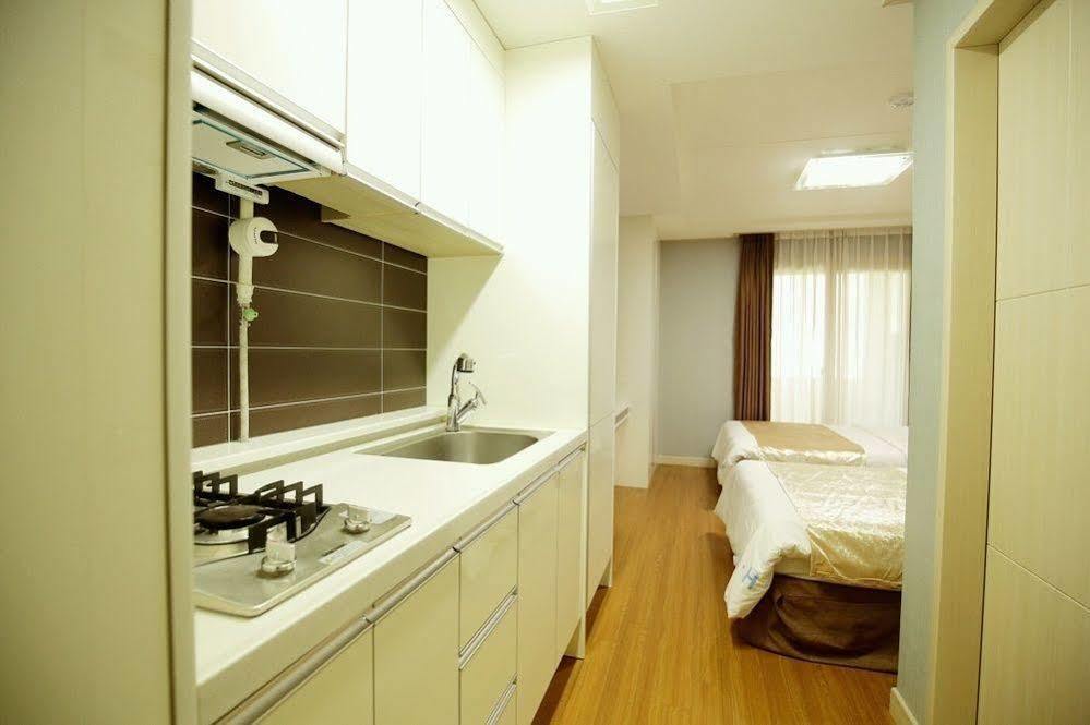 Jeju Airport Hotel Bagian luar foto