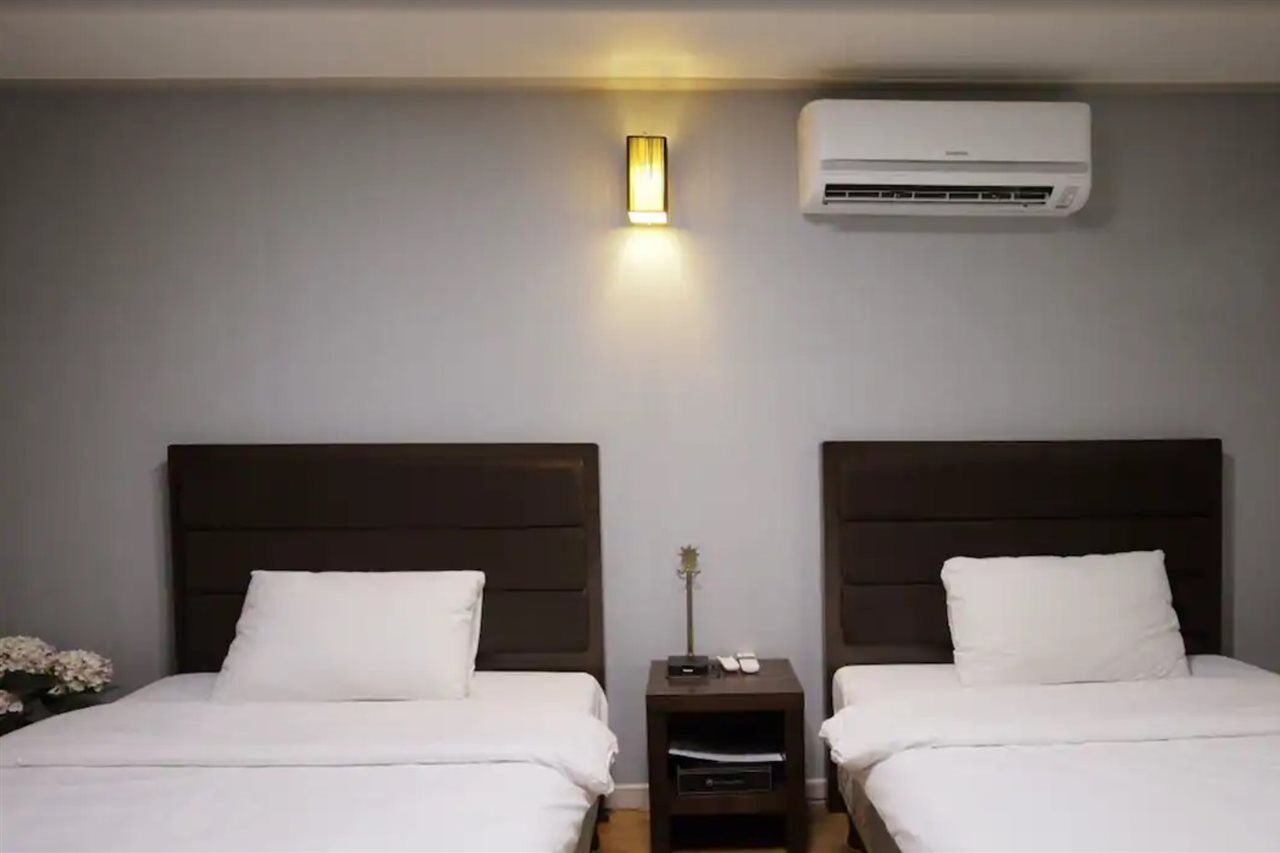 Jeju Airport Hotel Bagian luar foto